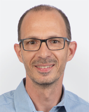 Lukas Bänziger, Standortleiter, Dipl. Bauingenieur FH<div class="thirdEmployeeTitle" style="position: absolute; bottom: 14px;"> Standortleitung Wetzikon</div>